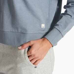 Vuori Women's Long Sleeve Halo Crew Flint Heather Medium